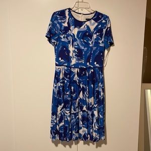 Maggy London Blue Pattern Pleat Skirt Dress